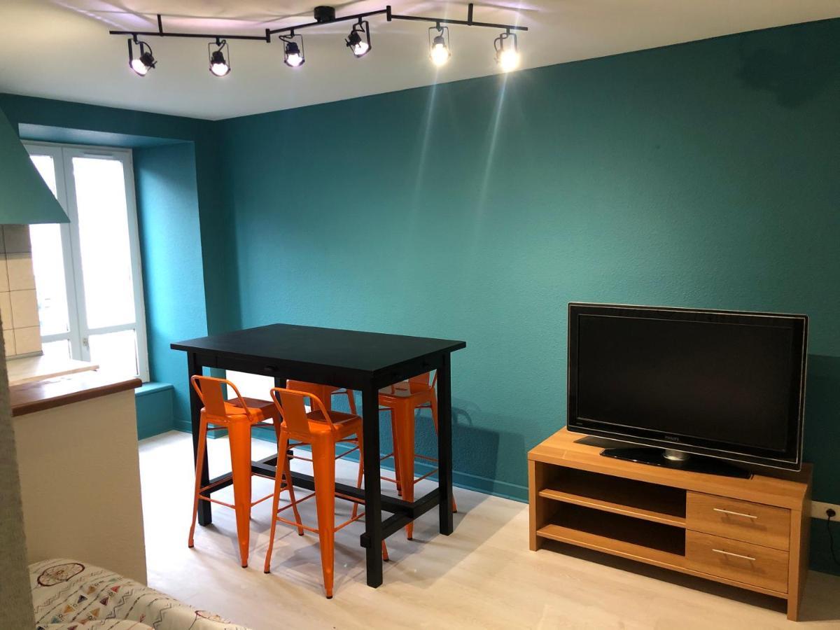 Appartement Porte Du Cantal Massiac Ngoại thất bức ảnh
